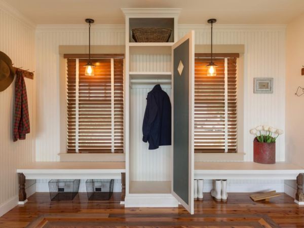 ideal mudroom (1)