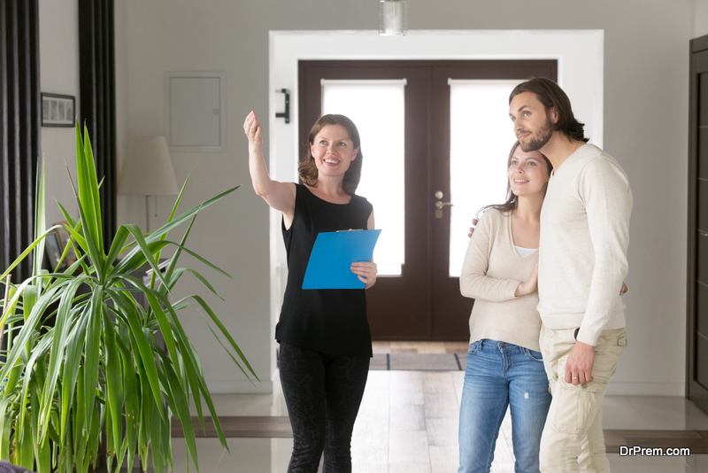 woman selling home